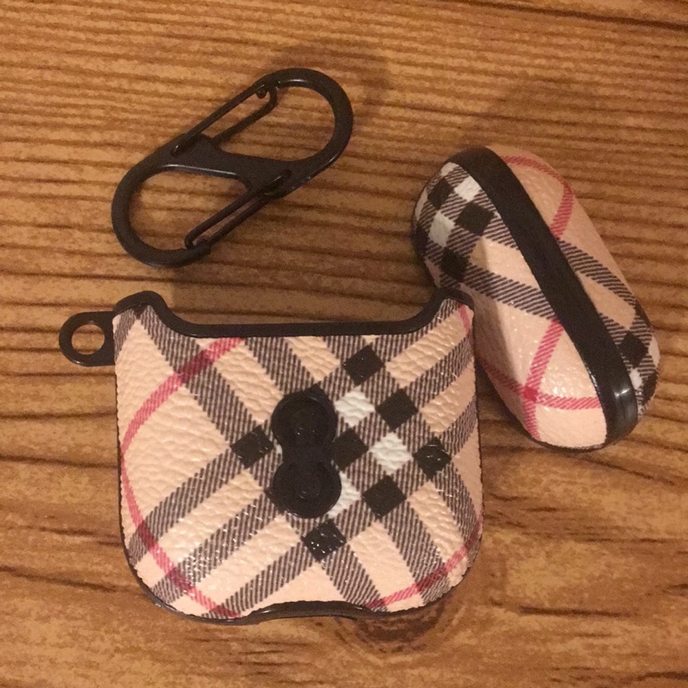 🌸NEW Never Used AirPod Case for 1/2